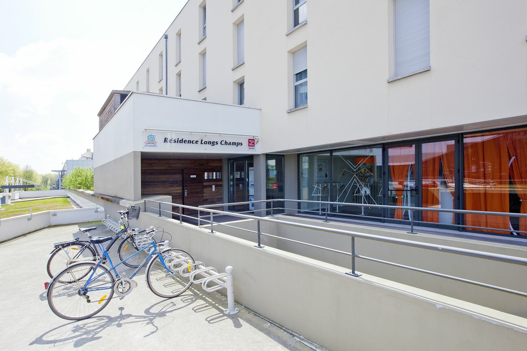 Sejours & Affaires Rennes Longs Champs Aparthotel Exterior photo
